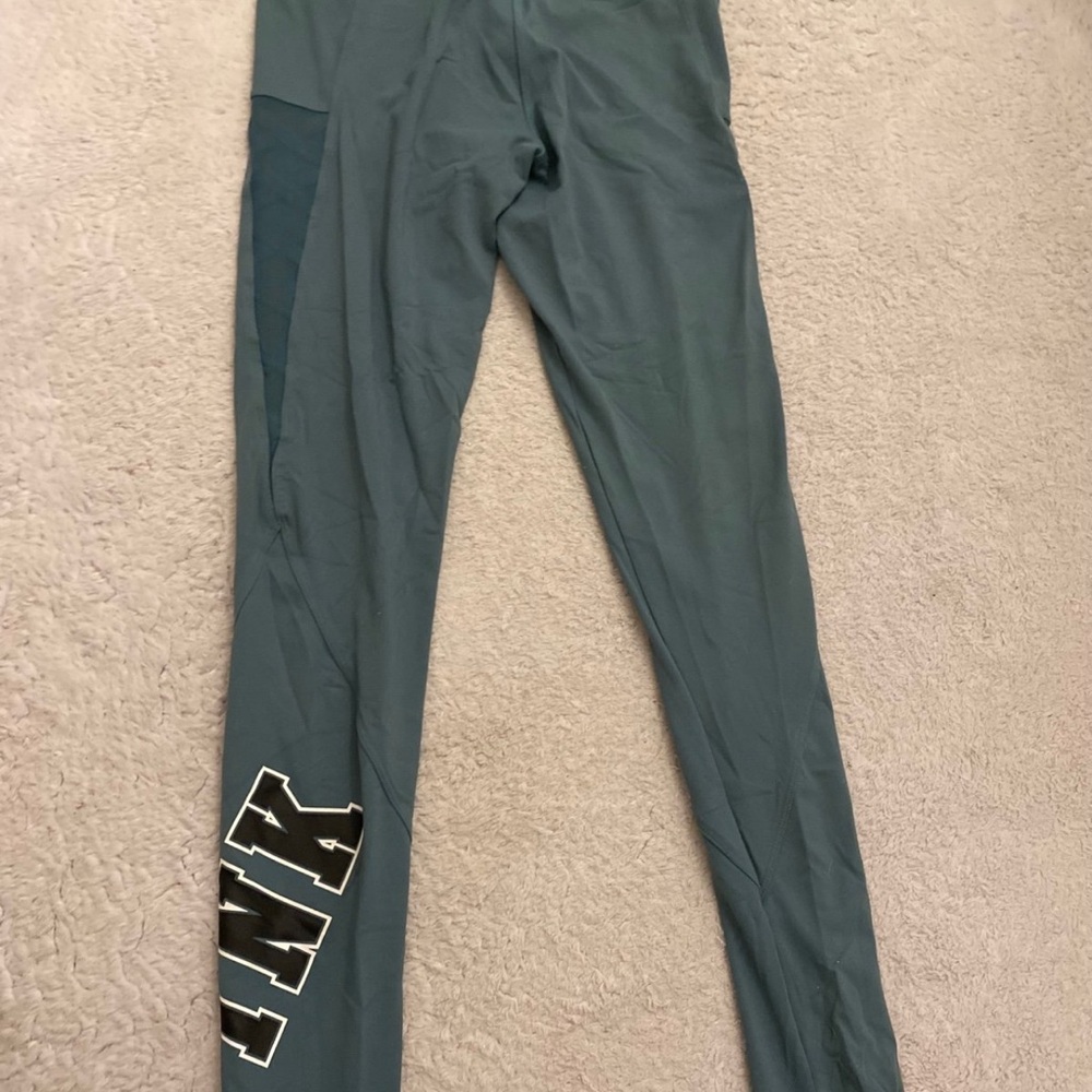 Victoria Secret Pink Workout Leggings